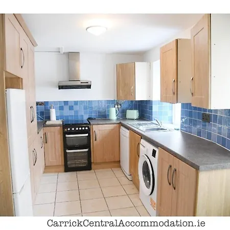 2 Carrick on Shannon